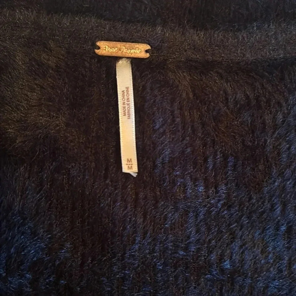 Free People Black Fuzzy Moonbeam women’s Medium - Picture 6 of 9